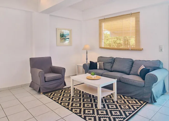 Vila Nefeli Periyali *