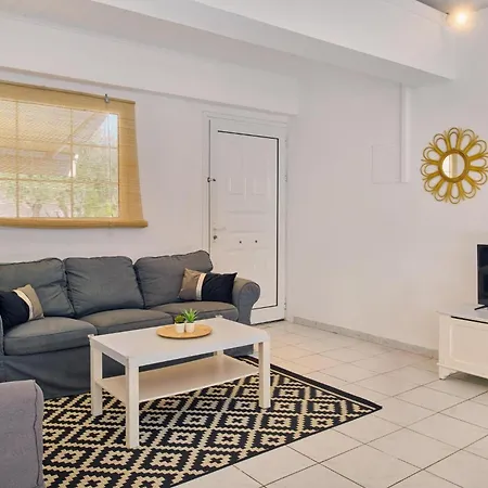 Nefeli Periyali Villa